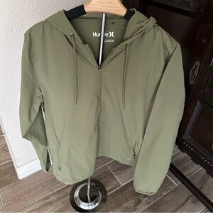 NWOT Hurley women’s Sage Windbreaker